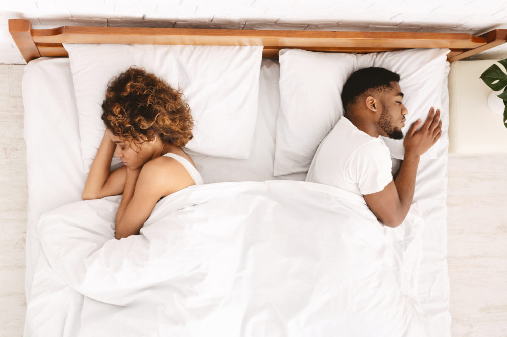 divorced parents kids sleeping in mattress